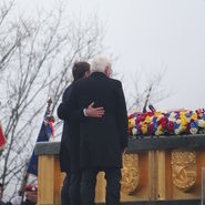 10.11.2017 - Einweihung des Historial durch Bundespräsident F.W. Steinmeier und den französischen Staatspräsidenten E. Macron - Verlesung des Programms durch Catherine Million (ADT) und Hubert Matt-Willmatt (Fabienne Fessler)