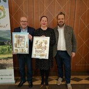 Verabschiedung von Katja Remer und Günter Fröhlich durch den Sprecher des Weinparadies Ortenau Stephan Danner © Hubert Matt-Willmatt  