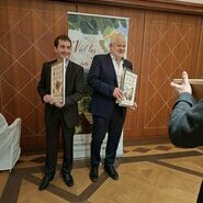Die besten Siegerweine stammen von den Oberkircher Winzer eG. (Kellermeister Martin Bäuerle re) in der Kategorie "fruchtbetont"und vom Winzerkeller Hex vom Dasenstein, Kappelrodeck (Kellermeister Thomas Hirt li) in der Kategorie "trocken - Holzfass/Barrique"  © Hubert Matt-Willmatt