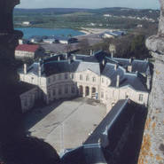 Verdun - Int. Friedens-Zentrum (Luftbild)